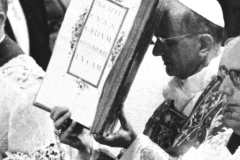 Papst Paul VI: Einzug in Peterskirche (c) Ernst Herb